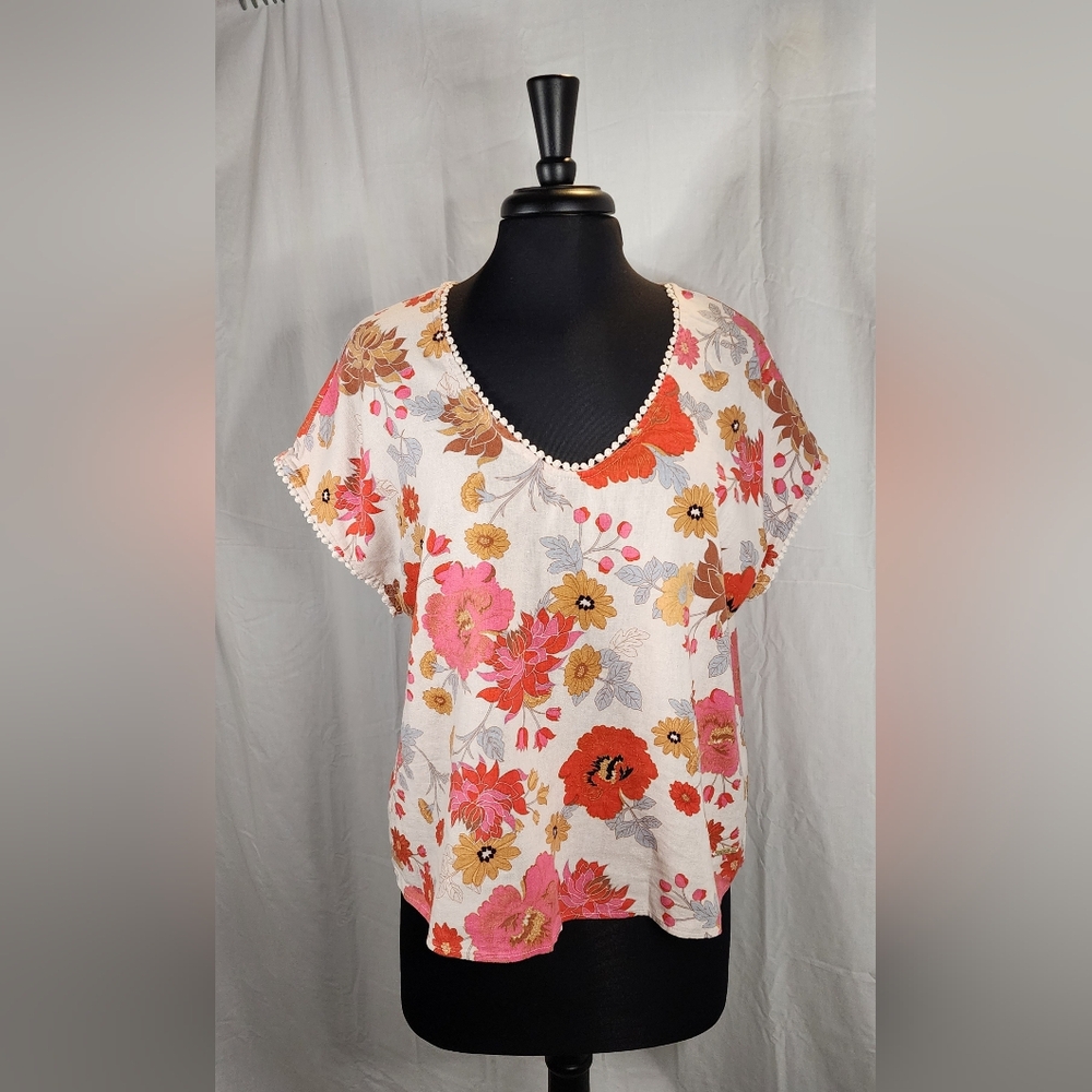 Marc New York Floral V-Neck Top SZ Medium